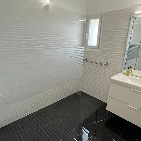 Apartamento Bel 2 Au Coeur Du Village Eyragues