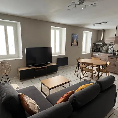 Apartment Bel 2 Au Coeur Du Village Eyragues